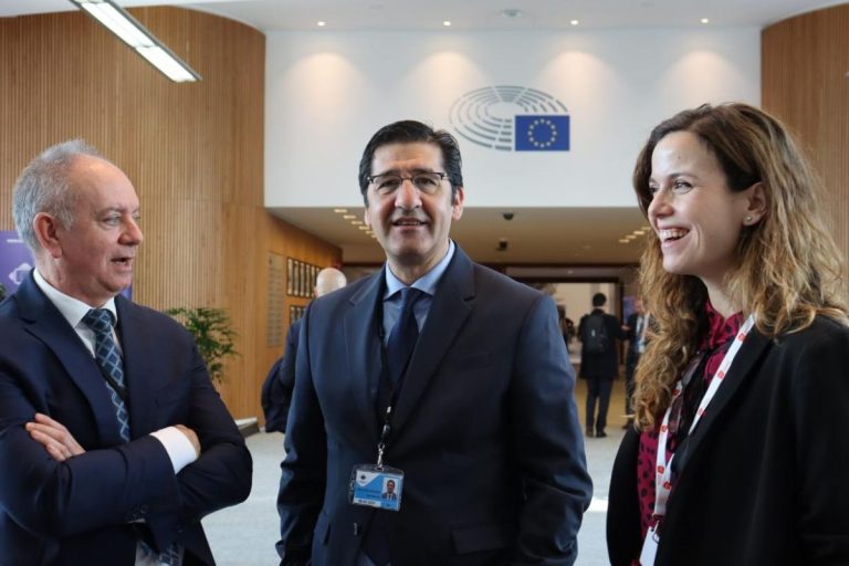 C-LM pide en Bruselas un modelo de resiliencia hídrica que garantice el desarrollo y acceso al agua