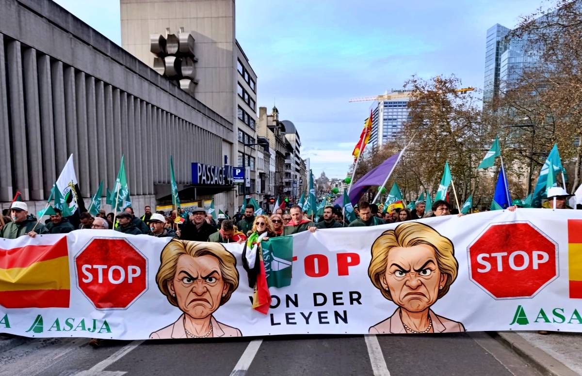 Masiva protesta del campo en Bruselas contra la nueva PAC y el acuerdo con Mercosur