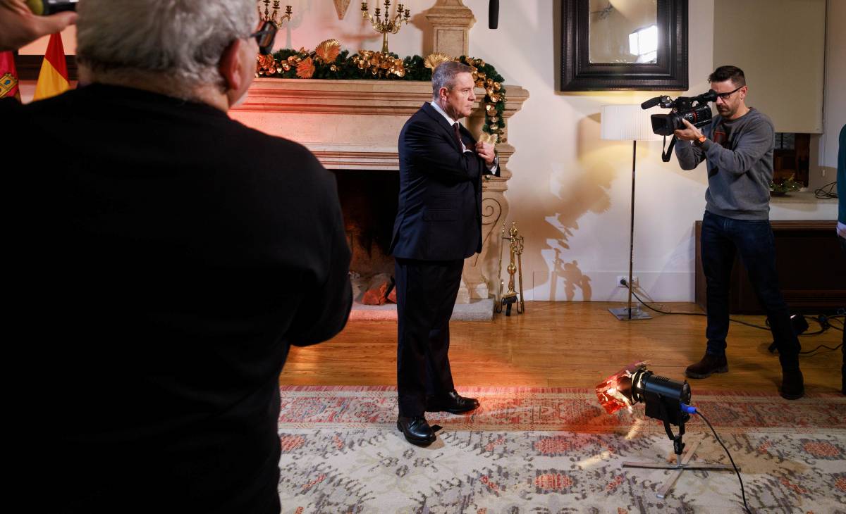 García-Page apela a la ciudadanía a rechazar la crispación y a defender la honestidad como base del crecimiento compartido