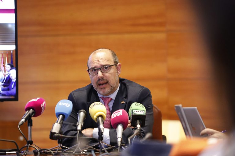 Bellido no contempla el rechazo a reforma de Estatuto C-LM: «Quien quiera bajarse tendrá que dar muchas explicaciones»