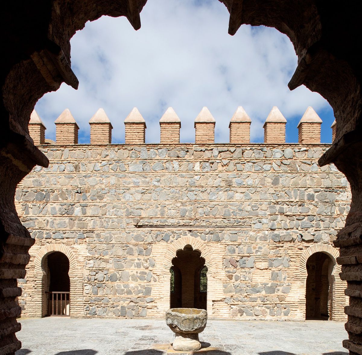 El Palacio de Galiana, el tesoro oculto de Toledo que parece sacado de una serie épica