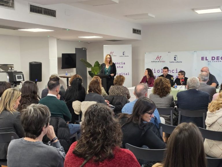 Simón alerta de la normalización de la violencia machista digital y reclama educación afectivo-sexual