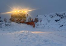 Colapso en la Sierra de Alcaraz: miles de curiosos obligan a cortar el acceso al Parque Natural de los Calares del Mundo