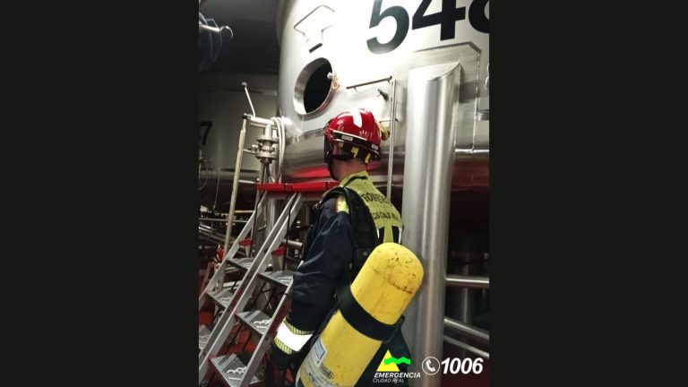 Fallece un trabajador en Valdepeñas tras quedar atrapado en una cisterna de una bodega