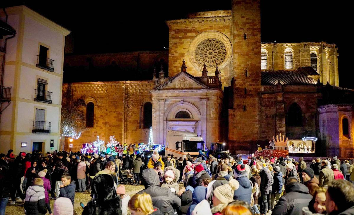 La Cabalgata de Reyes pone el broche final a una Navidad participativa en Sigüenza