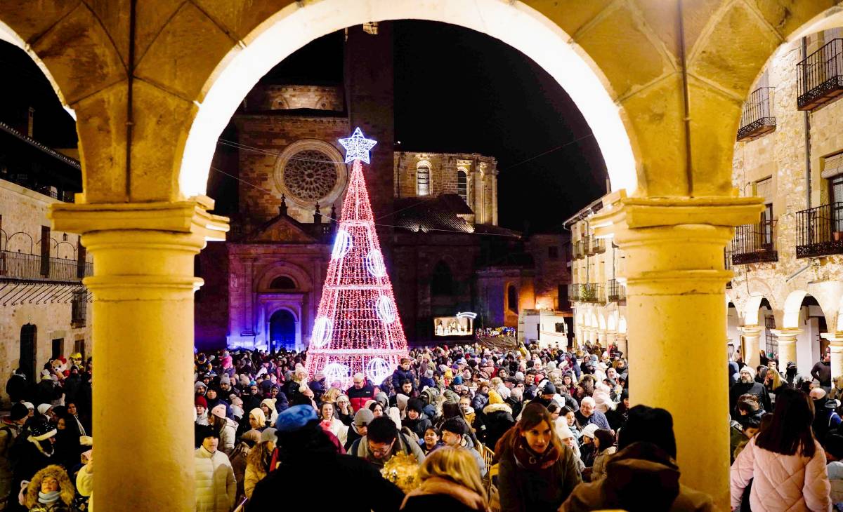La Cabalgata de Reyes pone el broche final a una Navidad participativa en Sigüenza