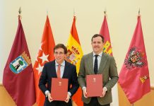 Toledo se apoyará en la experiencia de Madrid para renovar su transporte urbano tras un acuerdo entre Velázquez y Almeida