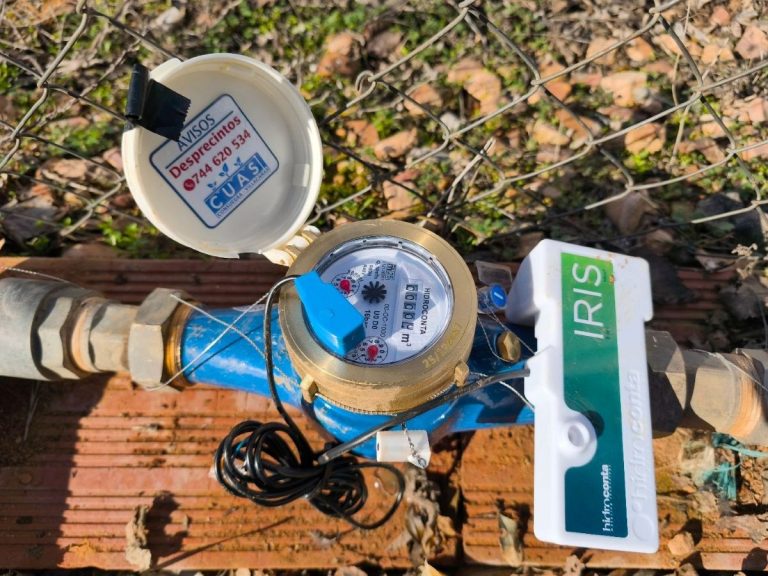 La CUAS Consuegra-Villacañas instala los primeros contadores digitales del Alto Guadiana en su avance hacia la gestión sostenible del agua