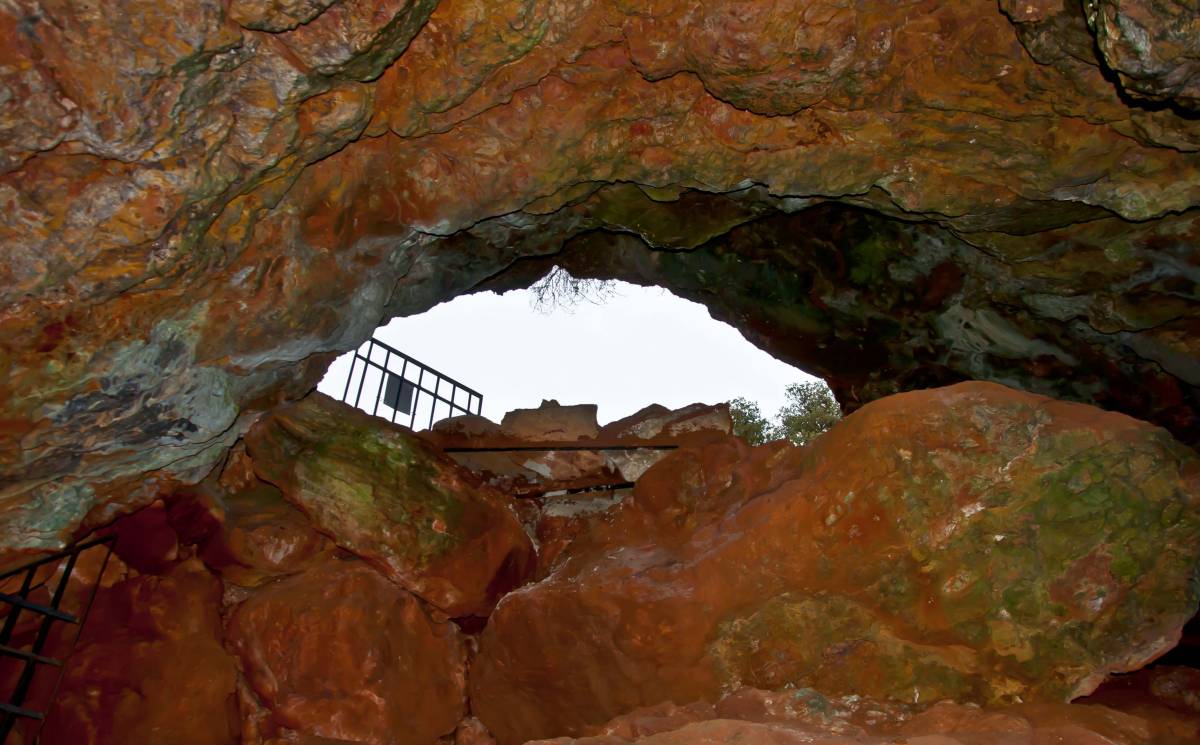 La Cueva de Montesinos, una joya de Albacete del III milenio a.C. y que aparece en El Quijote