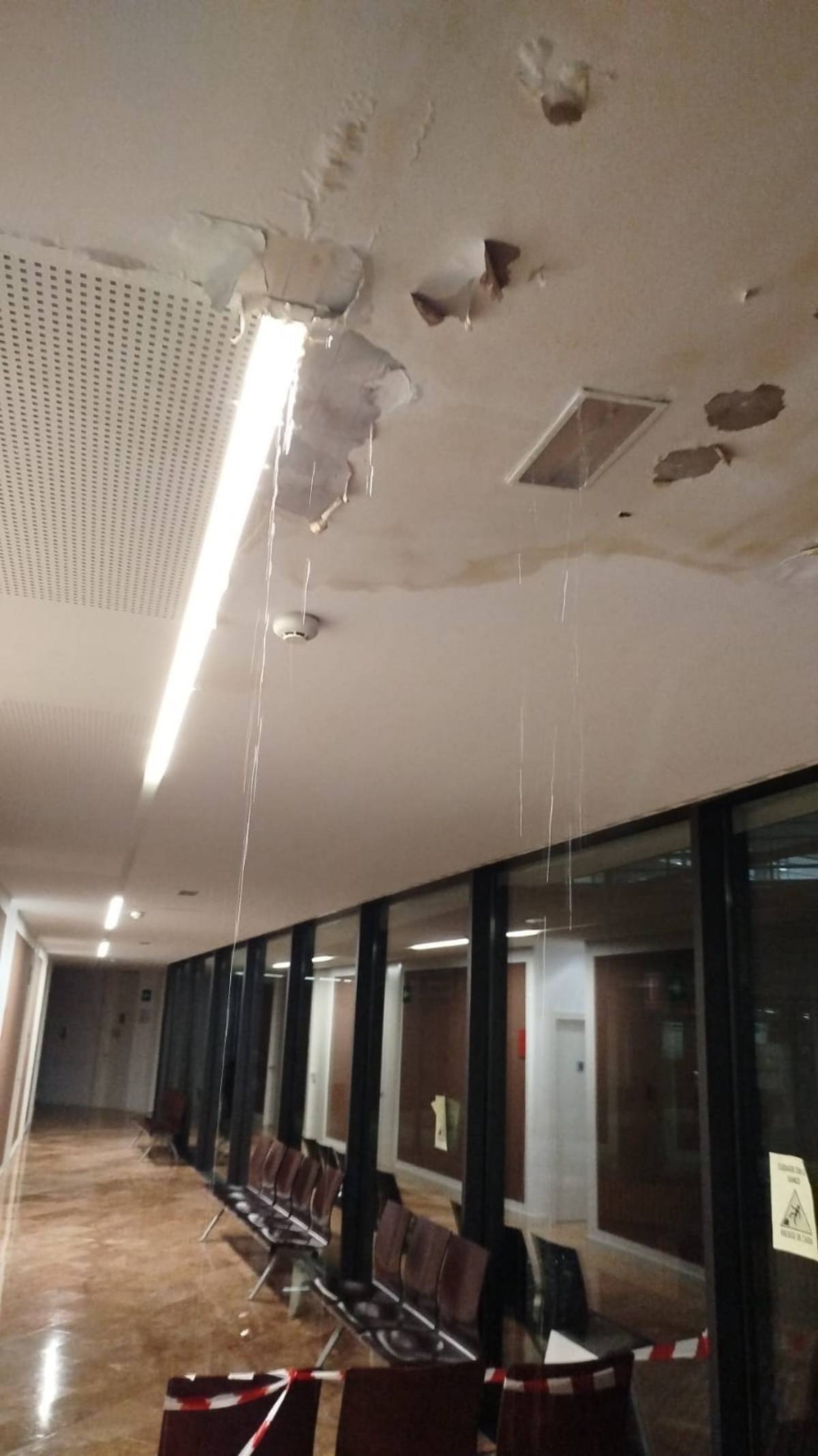 Los juzgados de Almagro, al límite: filtraciones de agua obligan a cerrar zonas por riesgo para trabajadores y usuarios