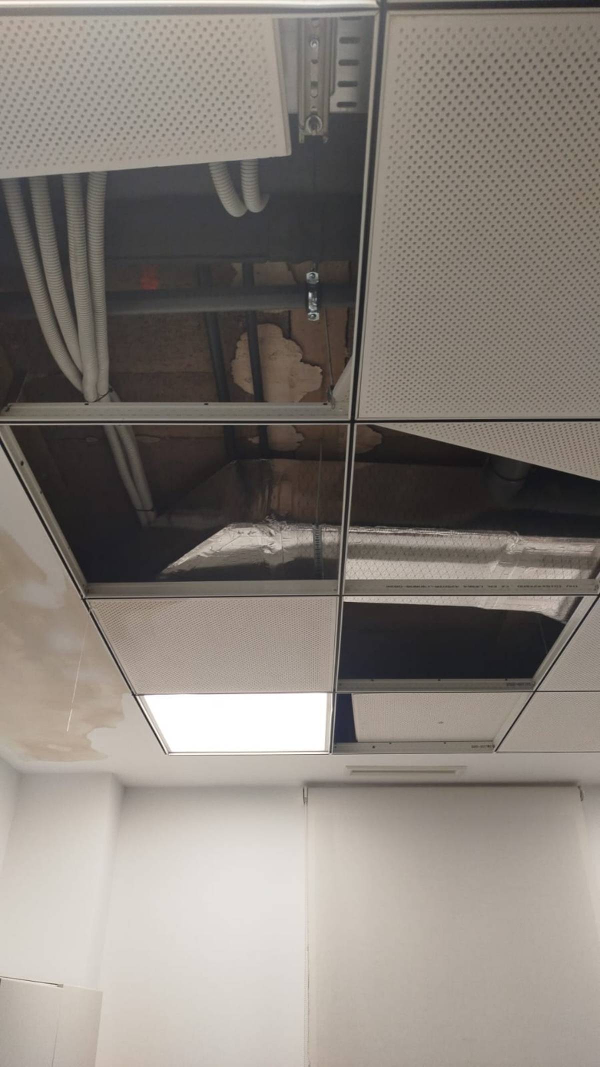 Los juzgados de Almagro, al límite: filtraciones de agua obligan a cerrar zonas por riesgo para trabajadores y usuarios