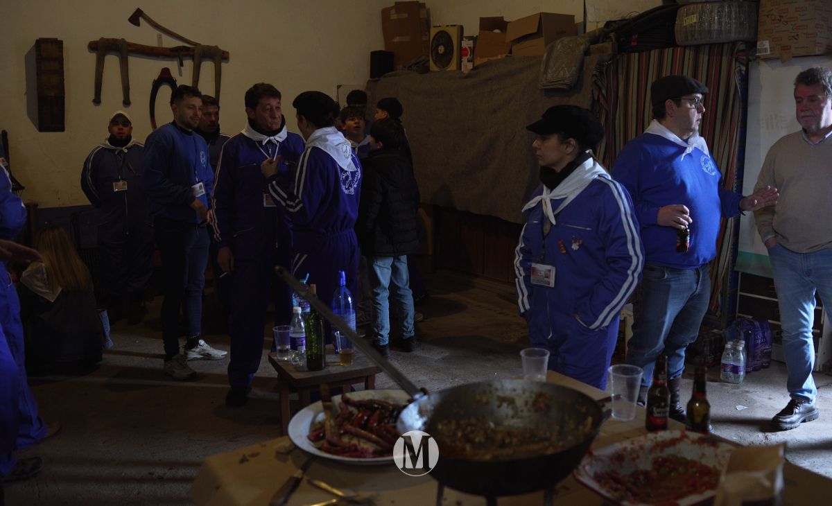 Villarta estalla en devoción: más de 100.000 cohetes celebran unas Paces históricas