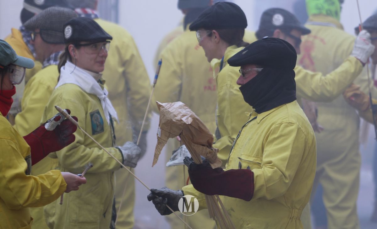 Villarta estalla en devoción: más de 100.000 cohetes celebran unas Paces históricas