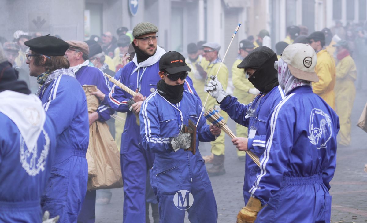 Villarta estalla en devoción: más de 100.000 cohetes celebran unas Paces históricas