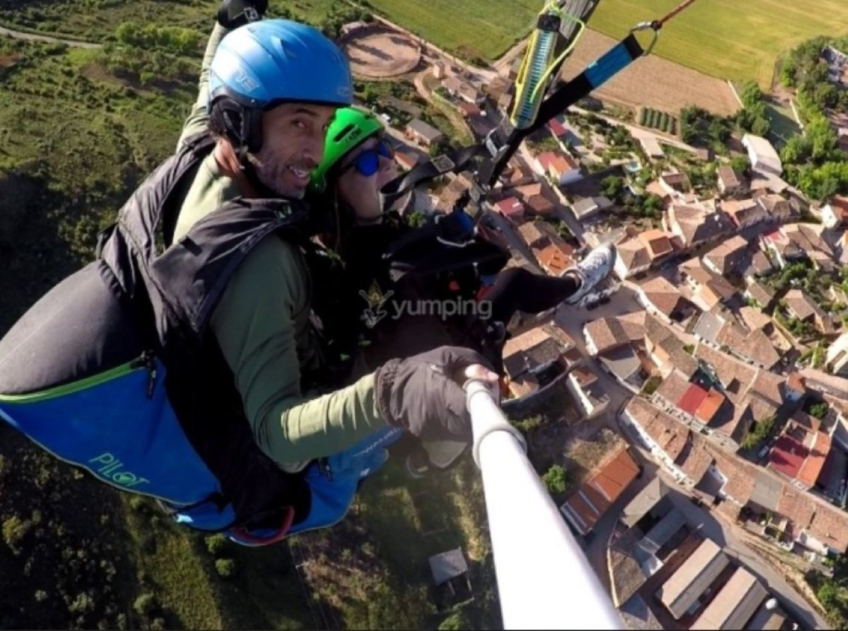 Ver C-LM desde las alturas: dos destinos para hacer parapente en Guadalajara y Toledo