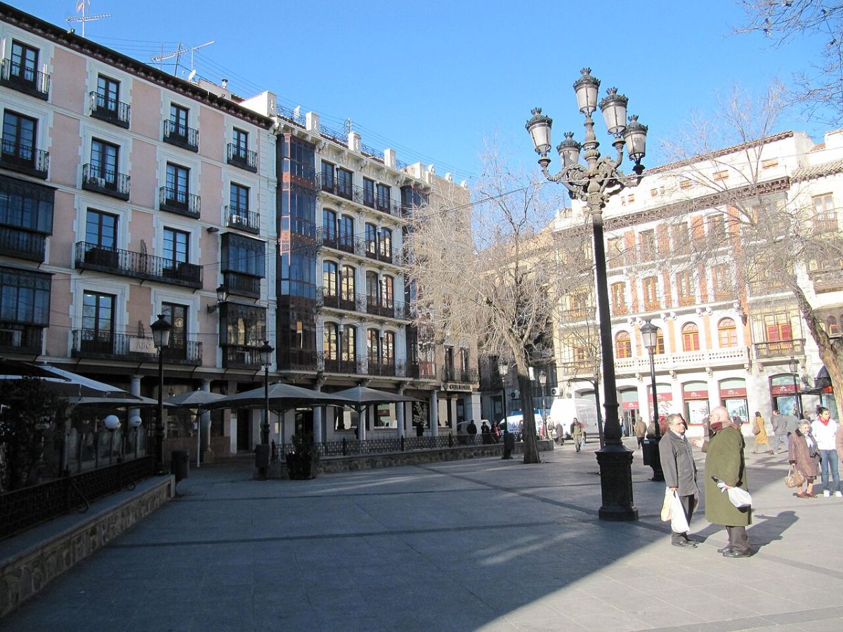 Ayer y hoy: así lucían estas 5 conocidas plazas de Castilla-La Mancha hace cien años