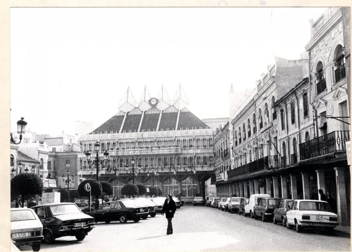 Ayer y hoy: así lucían estas 5 conocidas plazas de Castilla-La Mancha hace cien años