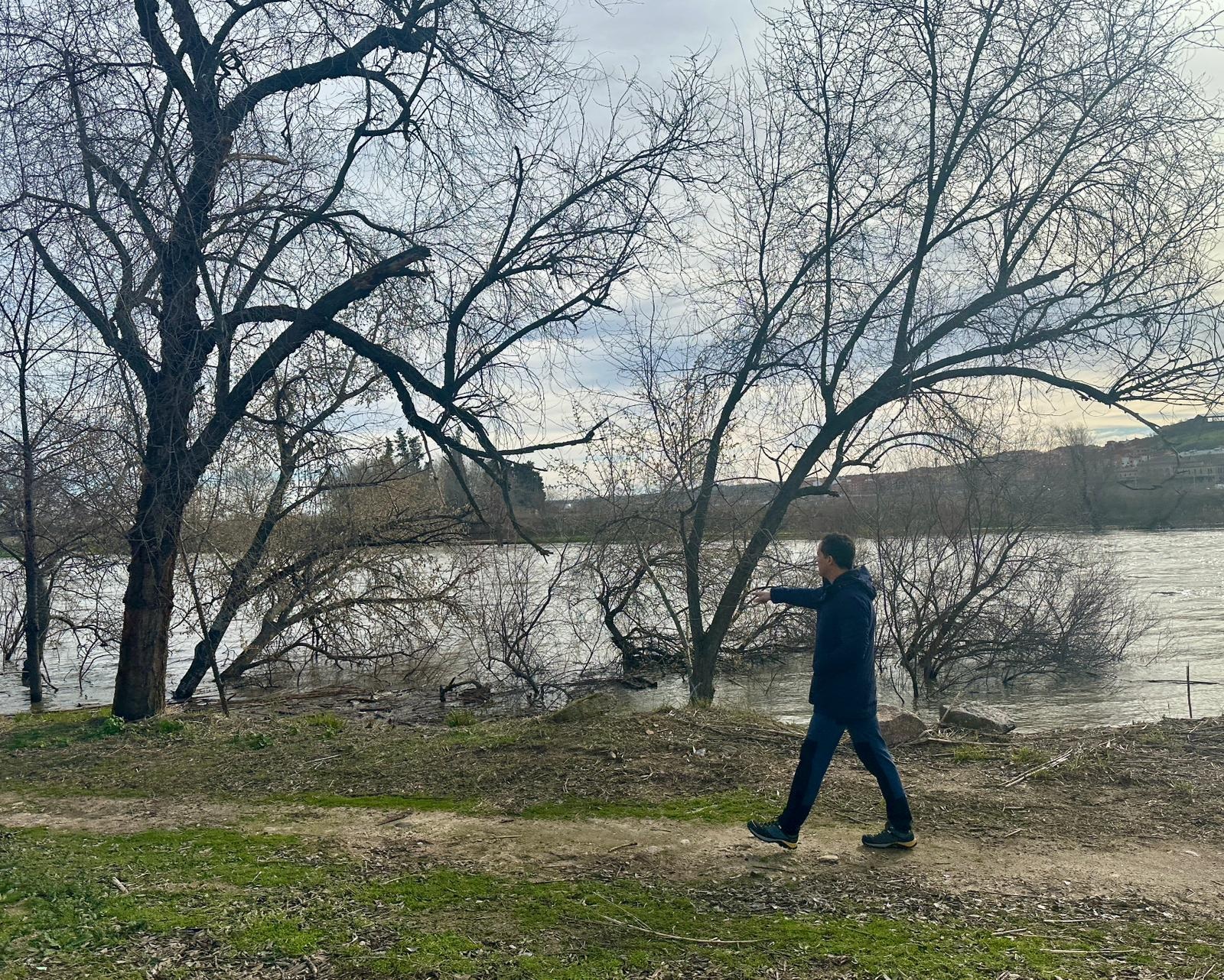 Velázquez asegura que ‘Renace Tajo’ transformará las riberas del río a su paso por Toledo