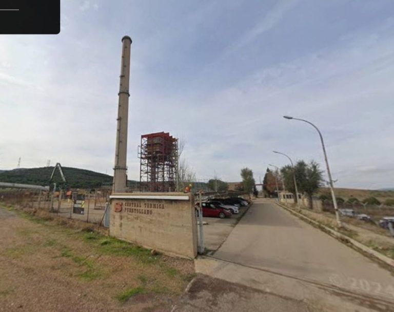 Puertollano dirá adiós a la última silueta de la antigua térmica: la chimenea de 120 metros caerá el 3 de marzo
