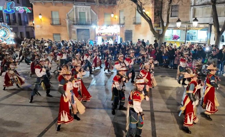 Euphoria Dance y A.C. Los Dementes se alzan con los primeros premios del Desfile Regional de Carnaval de Campo de Criptana