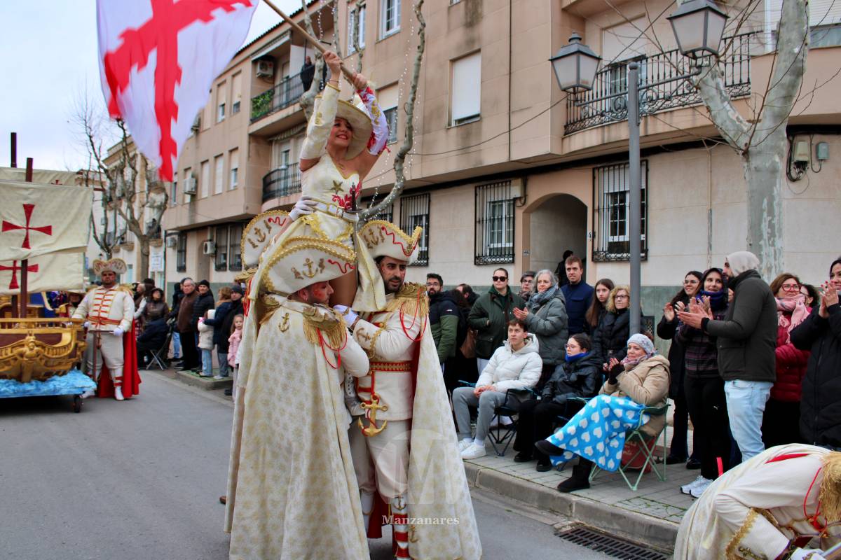 Los Perchas y La Unión ganan el XXXIV Concurso Regional de Comparsas y Carrozas de Manzanares