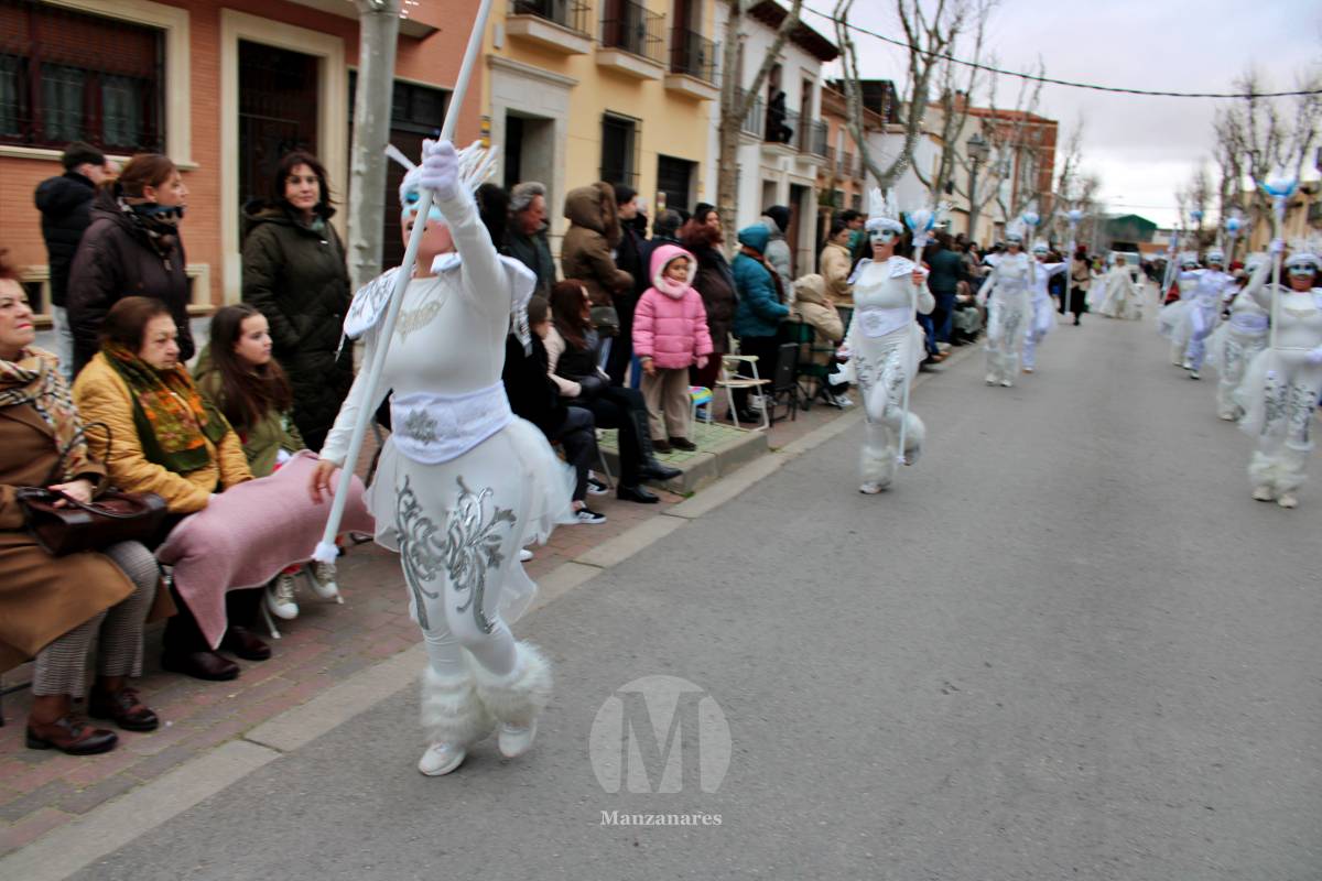 Los Perchas y La Unión ganan el XXXIV Concurso Regional de Comparsas y Carrozas de Manzanares