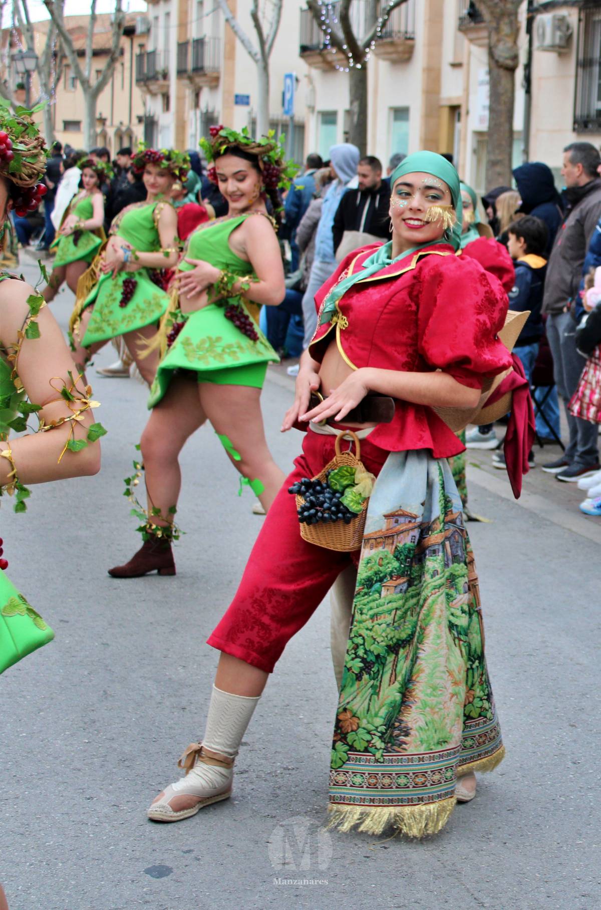 Los Perchas y La Unión ganan el XXXIV Concurso Regional de Comparsas y Carrozas de Manzanares