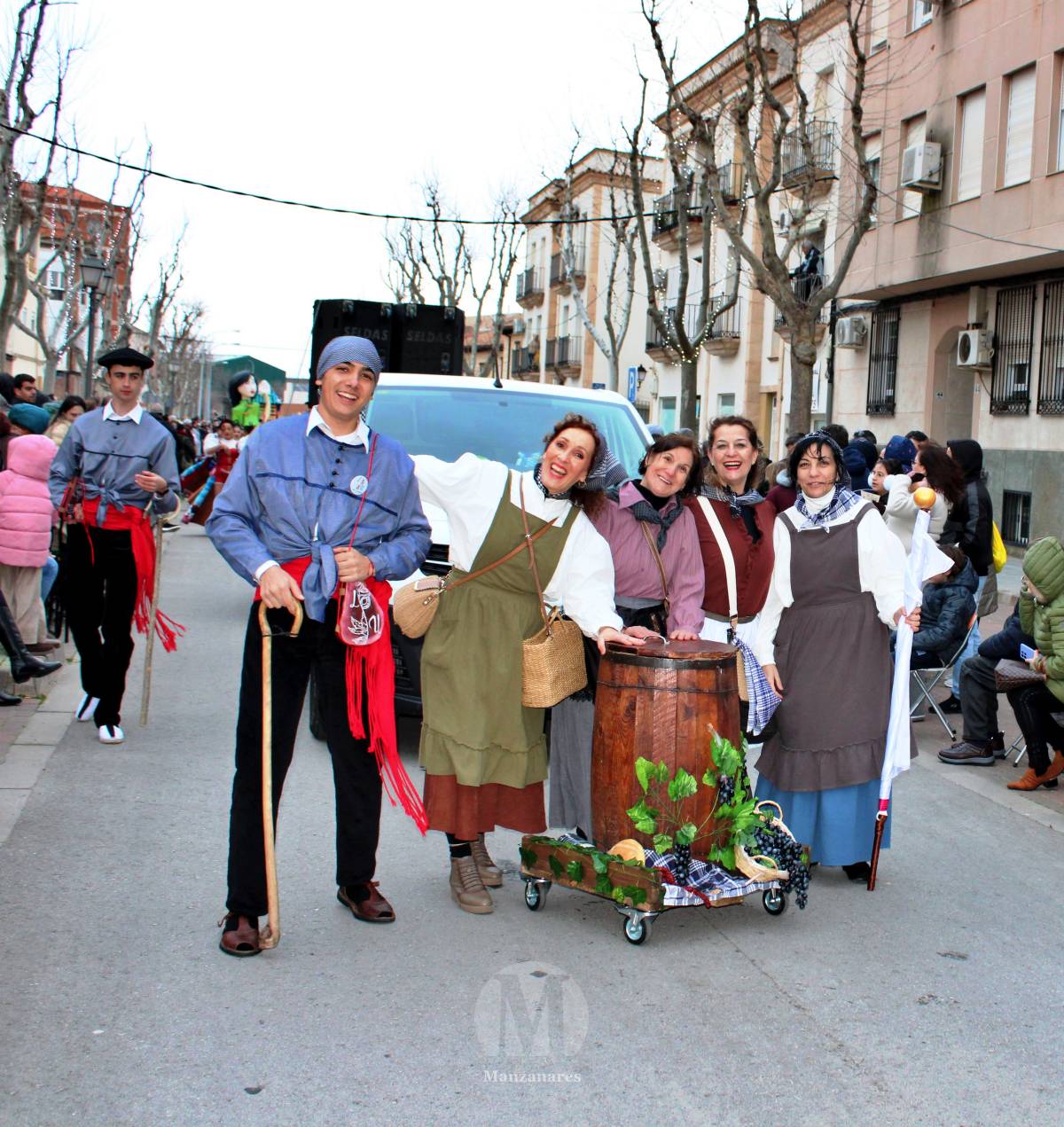 Los Perchas y La Unión ganan el XXXIV Concurso Regional de Comparsas y Carrozas de Manzanares