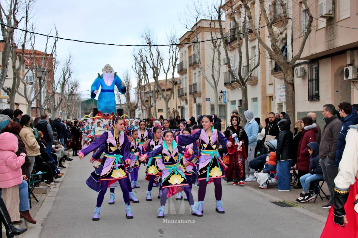Los Perchas y La Unión ganan el XXXIV Concurso Regional de Comparsas y Carrozas de Manzanares