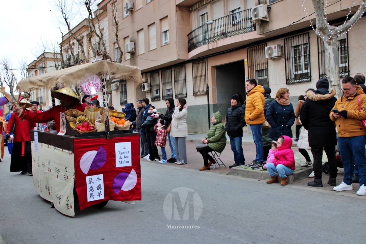 Los Perchas y La Unión ganan el XXXIV Concurso Regional de Comparsas y Carrozas de Manzanares