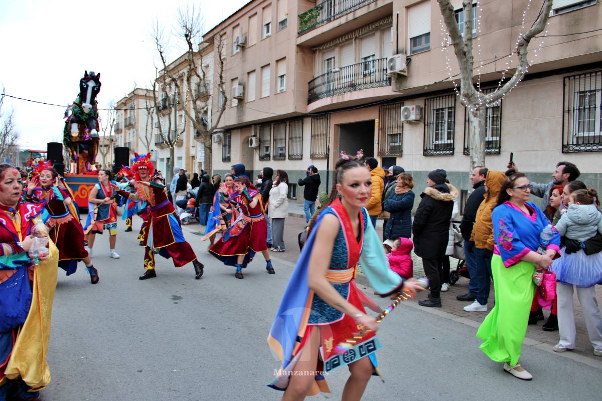 Los Perchas y La Unión ganan el XXXIV Concurso Regional de Comparsas y Carrozas de Manzanares