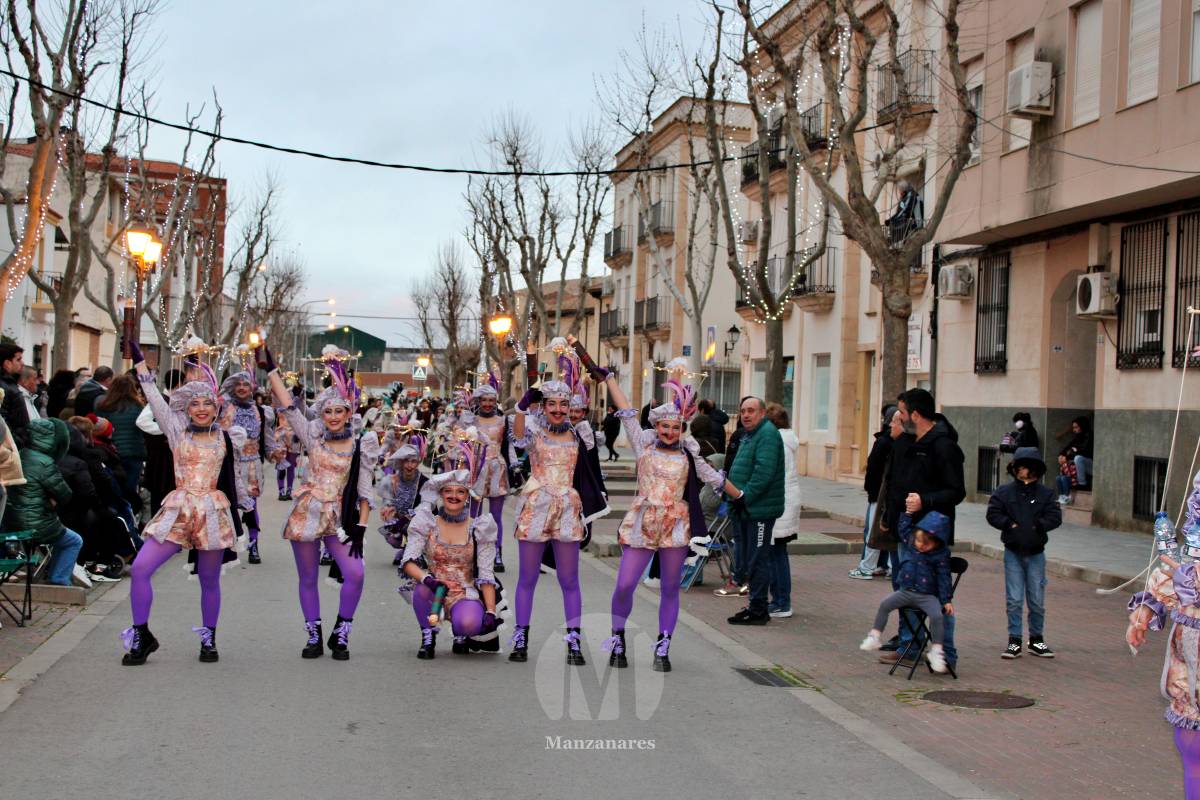 Los Perchas y La Unión ganan el XXXIV Concurso Regional de Comparsas y Carrozas de Manzanares