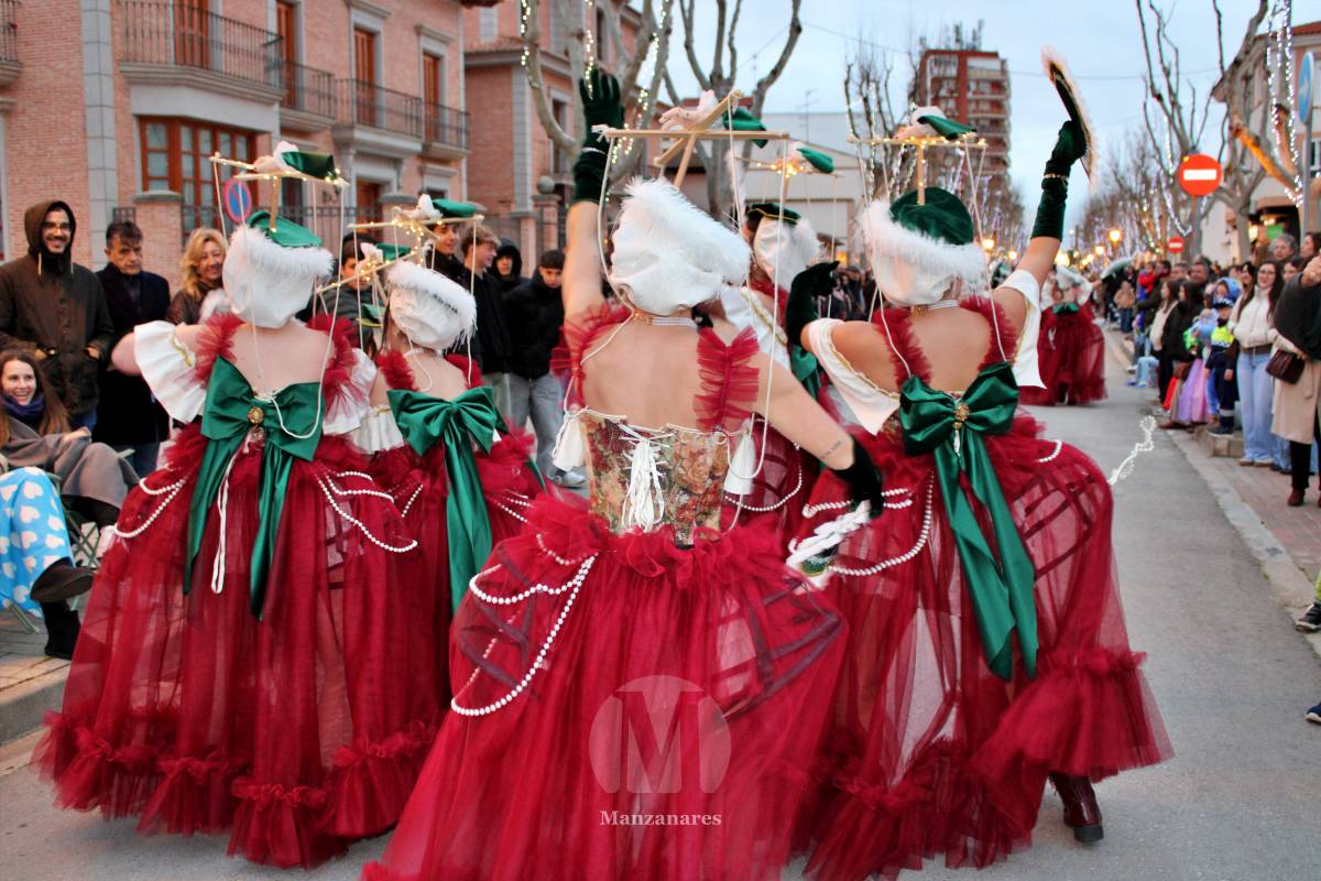Los Perchas y La Unión ganan el XXXIV Concurso Regional de Comparsas y Carrozas de Manzanares