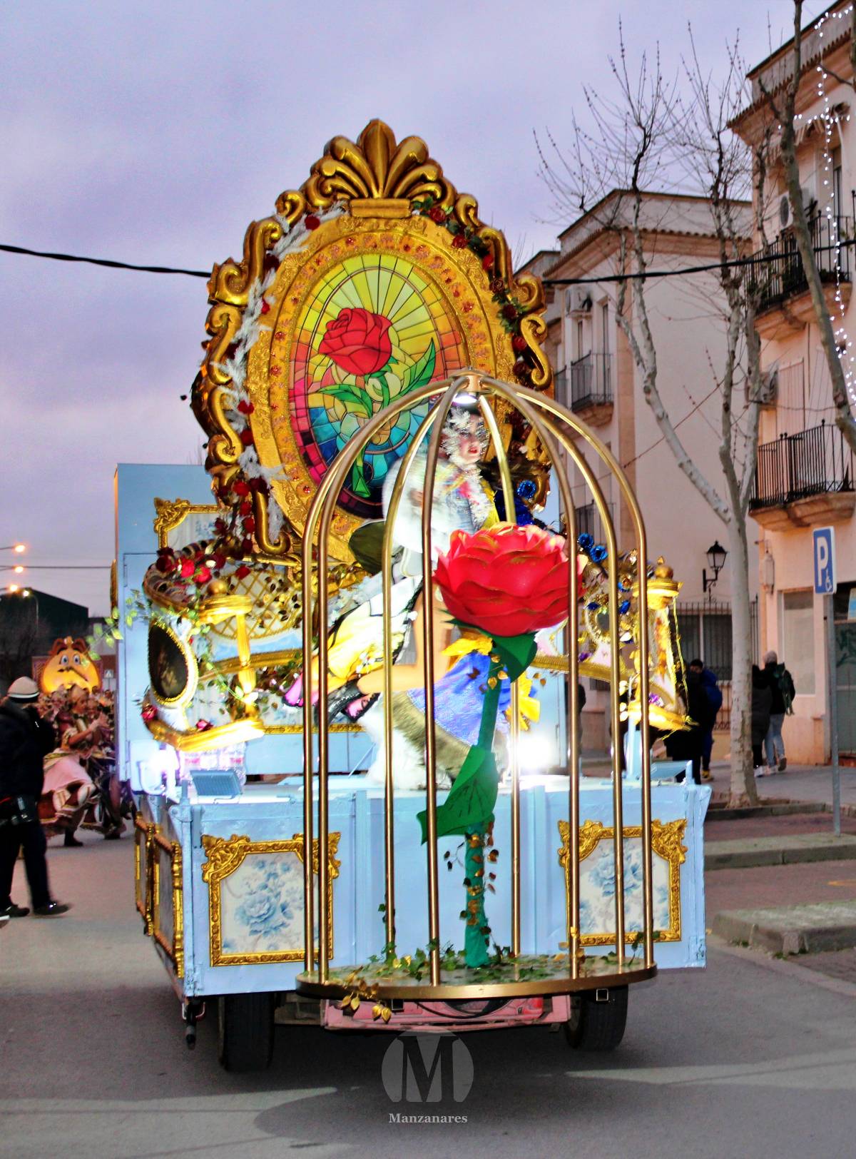 Los Perchas y La Unión ganan el XXXIV Concurso Regional de Comparsas y Carrozas de Manzanares