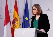 La Junta acusa a Núñez de depender de Vox para aspirar al Gobierno regional