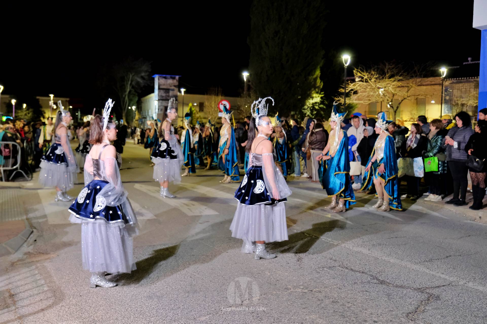 El Gran Desfile de Comparsas recorre Argamasilla de Alba con diez agrupaciones