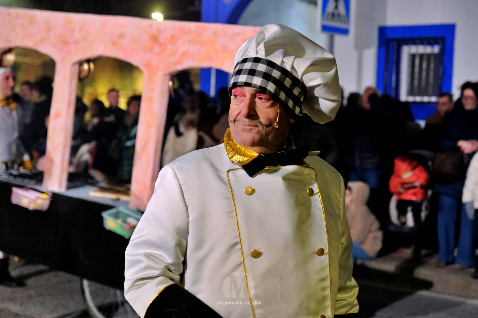 El Gran Desfile de Comparsas recorre Argamasilla de Alba con diez agrupaciones