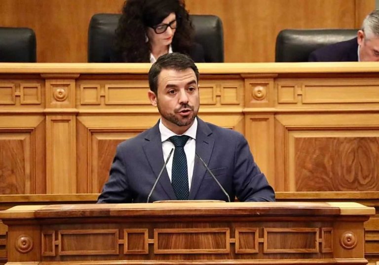 VOX critica la concesión de casi 500.000 euros en subvenciones a sindicatos para programas de “masculinidades igualitarias”