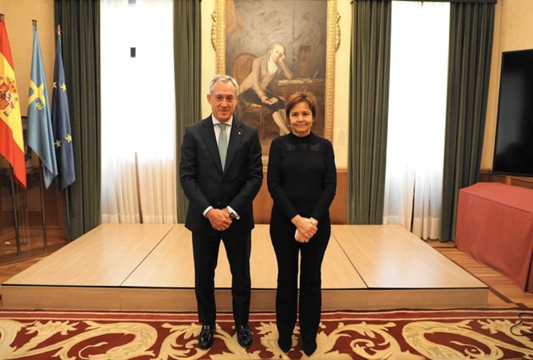 Eurocaja Rural visita el Ayuntamiento de Gijón para reforzar su compromiso, vocación de servicio y colaboración institucional