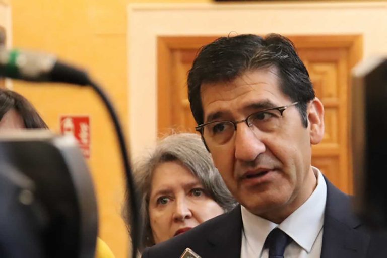 Caballero tacha de “muy triste” que el PP de C-LM base su alternativa de gobierno en pactar con Vox