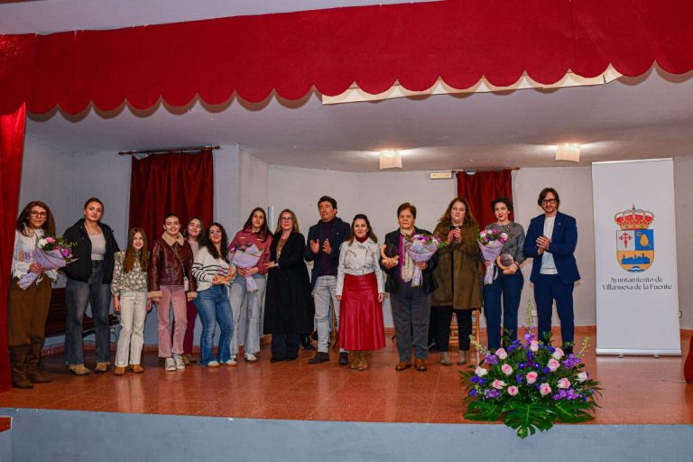 Villanueva de la Fuente vive el 8M: homenaje a mujeres y asociaciones locales