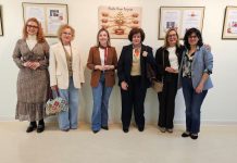 La exposición ‘Planta, riega, propaga’ celebra una década de los Premios ‘Igualdad’ en Manzanares