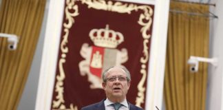 El PSOE aprueba en solitario la Ley de Acompañamiento en las Cortes