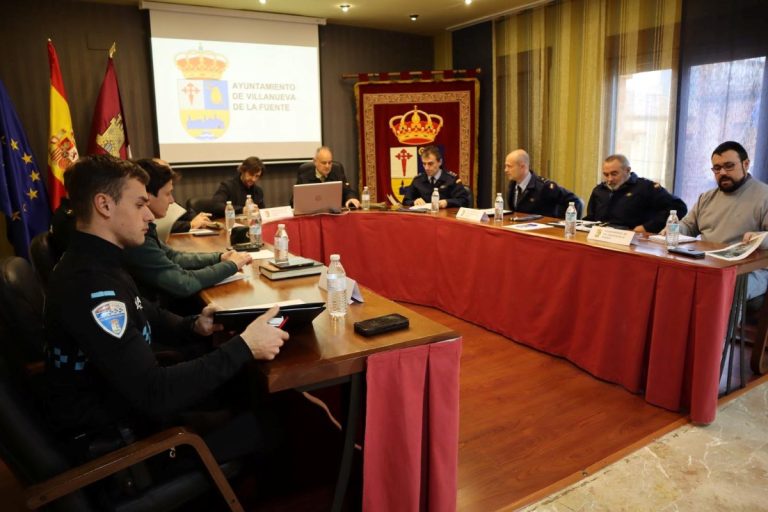 Jura de Bandera para civiles en Villanueva de la Fuente: un acto histórico para la comarca