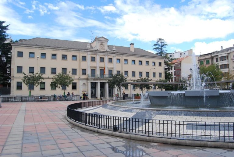 Falsa alarma: No hay materiales explosivos en la mochila «sospechosa» de la Subdelegación de Cuenca
