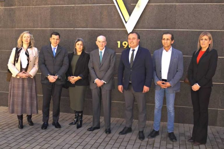 VOX felicita a Virgen de las Viñas por su crecimiento y carga contra Page por la gestión del agua