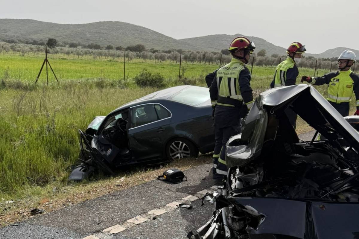 Un fallecido y tres heridos, entre ellos una menor, en un accidente en Corral de Calatrava