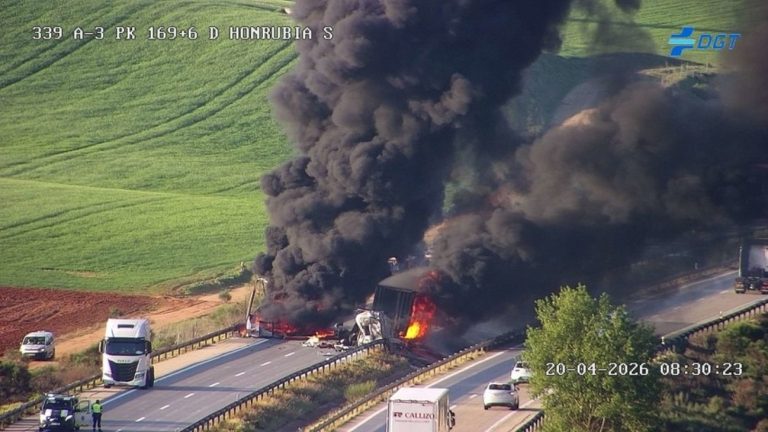 Reabre el tráfico en un carril de la A-3 tras el accidente en Honrubia