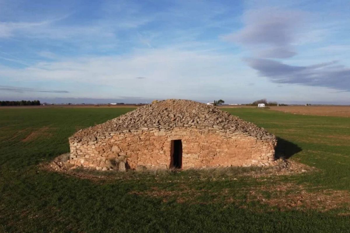 Arquitectura popular y saber encarnado en piedra seca