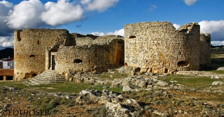 Ser «un rey» en Cuenca: el castillo que lleva a la venta varios años por 2,1 millones